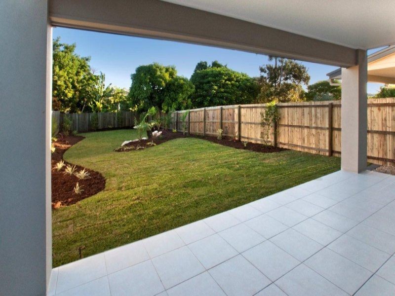 24 Clifford Street, Woody Point QLD 4019