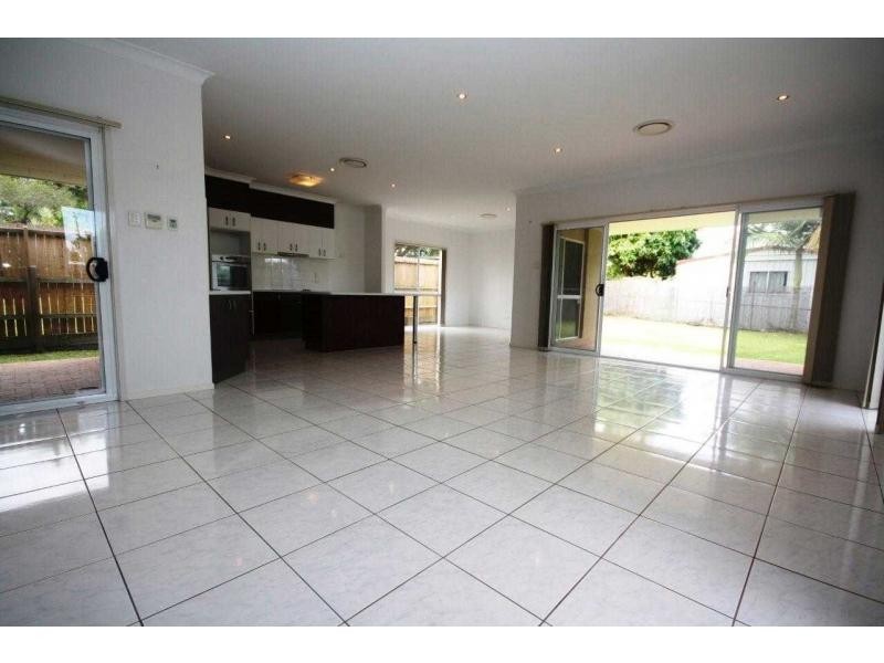 44 Thomas Street, Clontarf QLD 4019