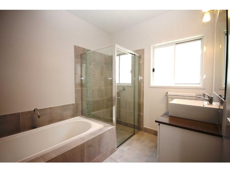 30 Central Avenue, Scarborough QLD 4020