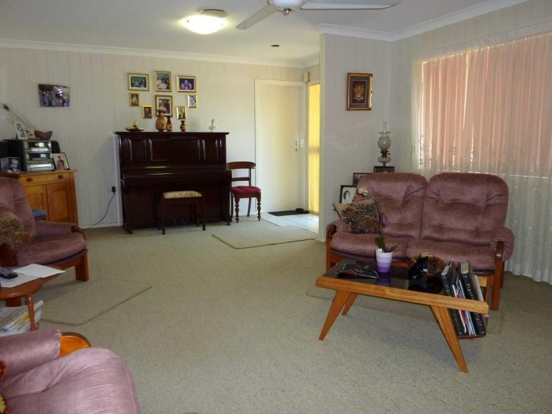 29 Beacon Crescent, Newport QLD 4020