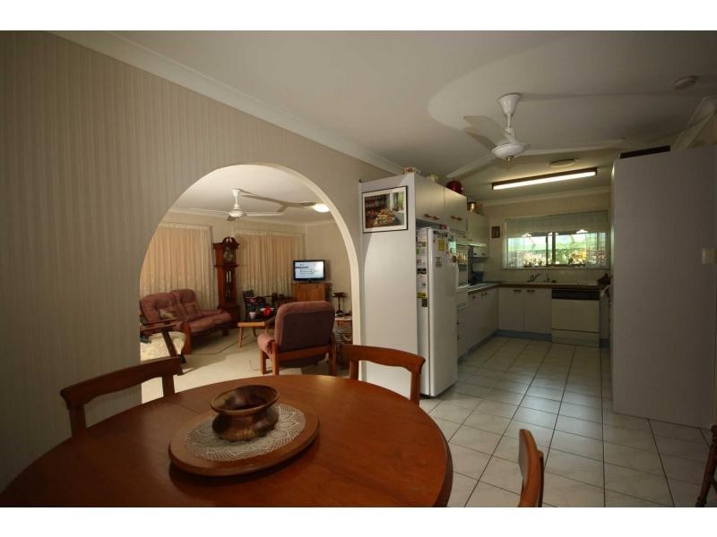 29 Beacon Crescent, Newport QLD 4020