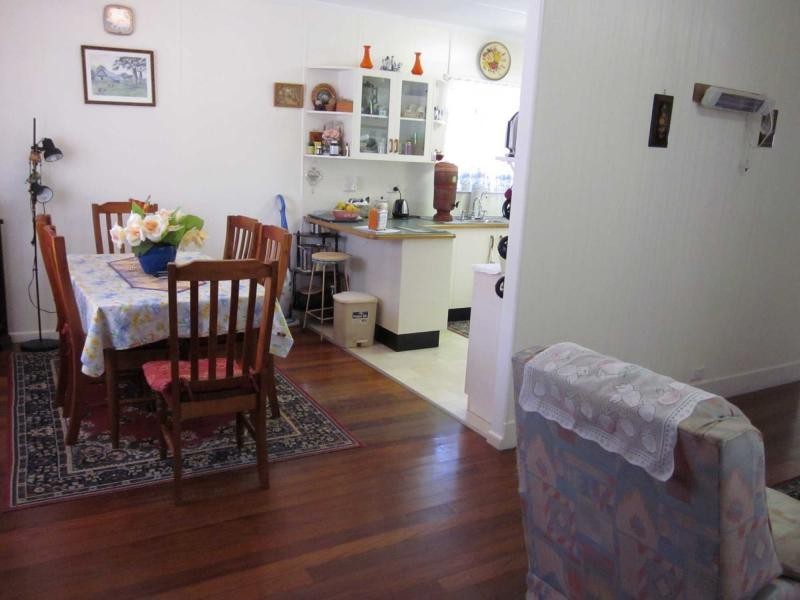 9 Knights Terrace, Margate QLD 4019