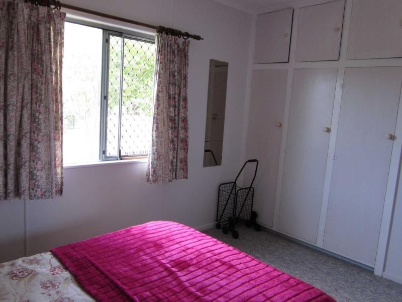 9 Knights Terrace, Margate QLD 4019