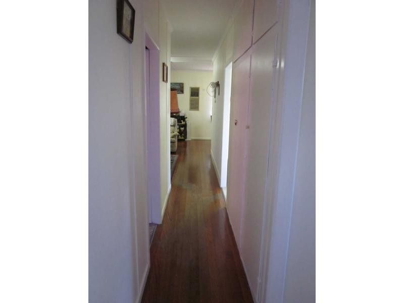 9 Knights Terrace, Margate QLD 4019