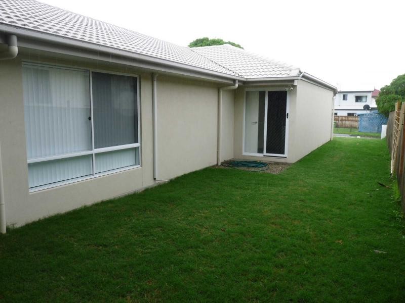 1A Edwin Street, Redcliffe QLD 4020