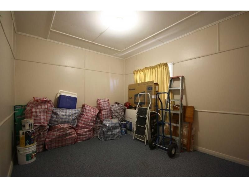 13 Scarborough Road, Redcliffe QLD 4020