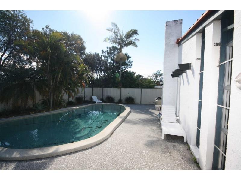 104 Klingner Road, Redcliffe QLD 4020