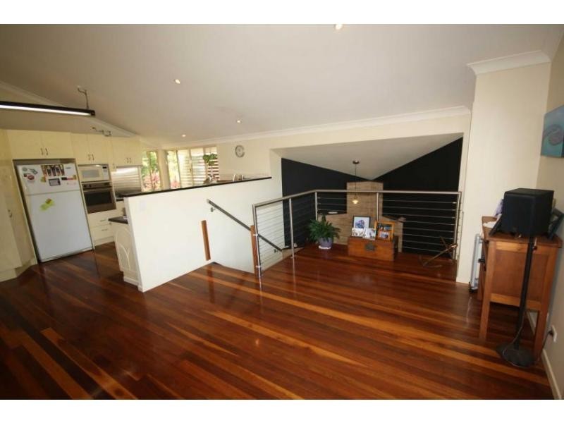 25 Thurecht Parade, Scarborough QLD 4020