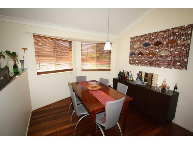 25 Thurecht Parade, Scarborough QLD 4020