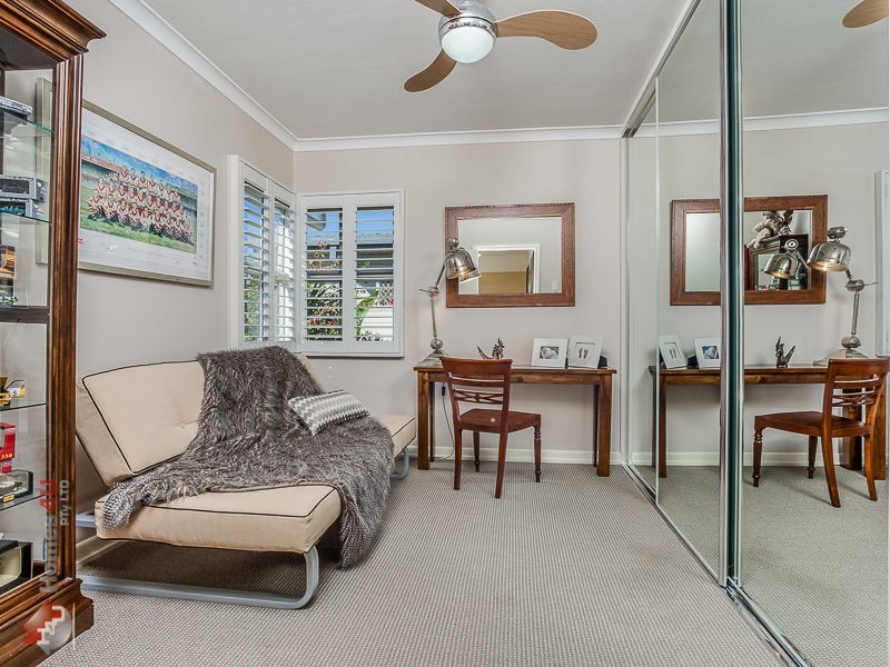37 Frost Street, Clontarf QLD 4019