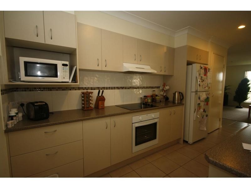 21 Lennon Boulevard, Narangba QLD 4504