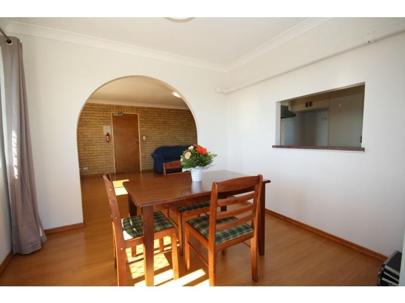 Unit 5/408 Oxley Avenue, Redcliffe QLD 4020