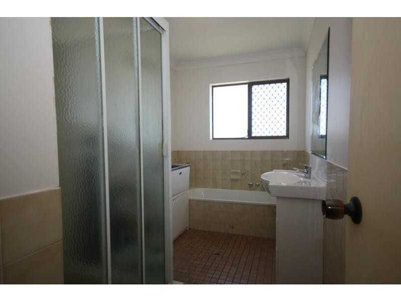 Unit 5/408 Oxley Avenue, Redcliffe QLD 4020