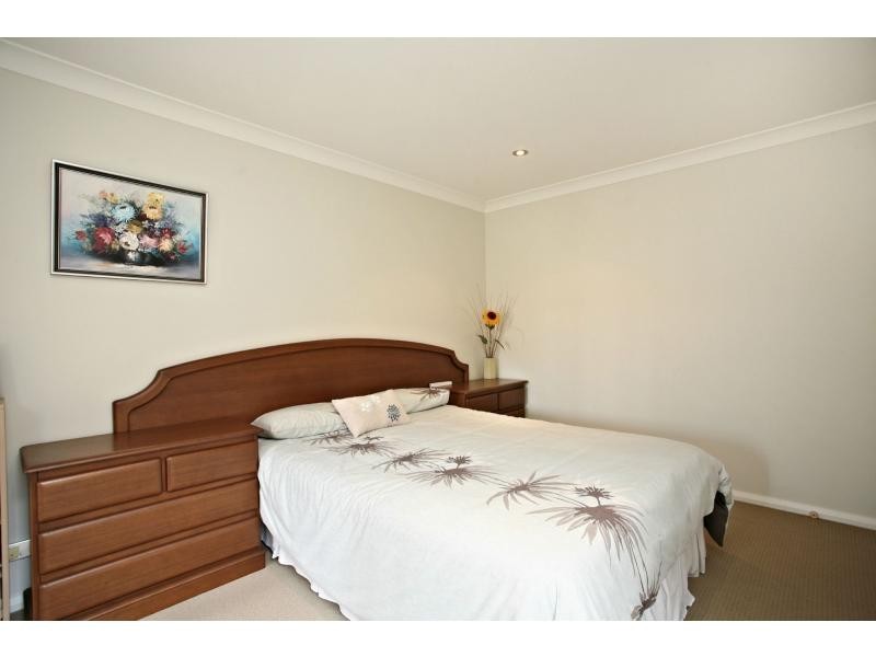 35 Aurora Place, Newport QLD 4020