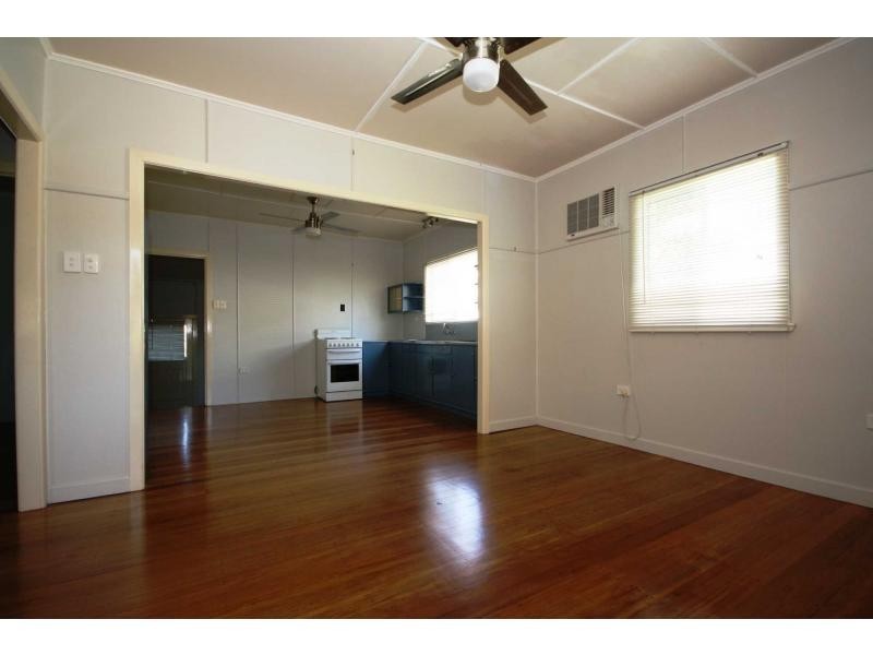 35 Yacht Street, Clontarf QLD 4019