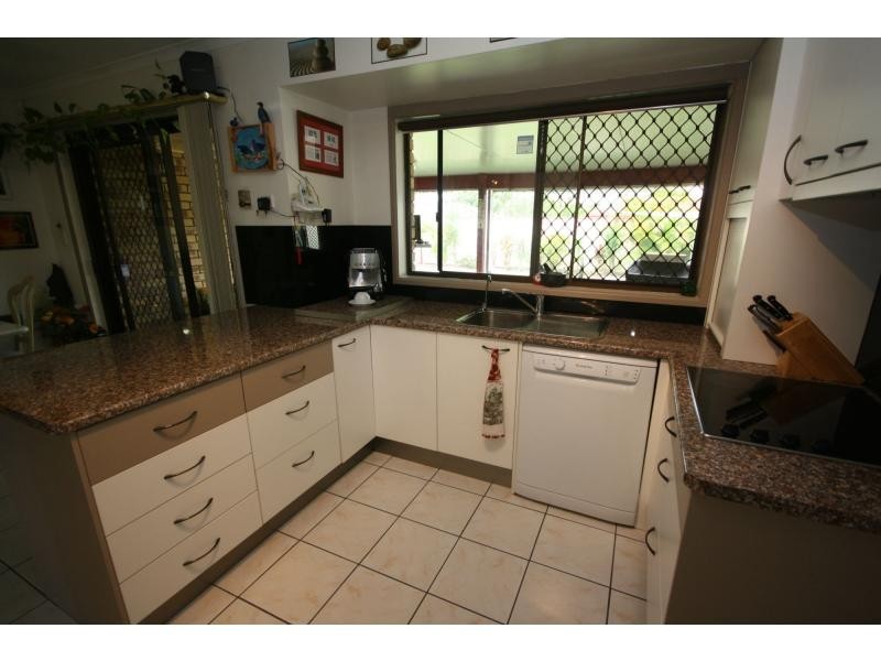 16 Hampshire Street, Kippa-ring QLD 4021