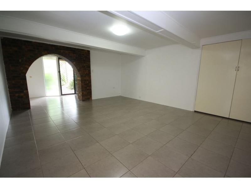 24b Deans Street, Clontarf QLD 4019