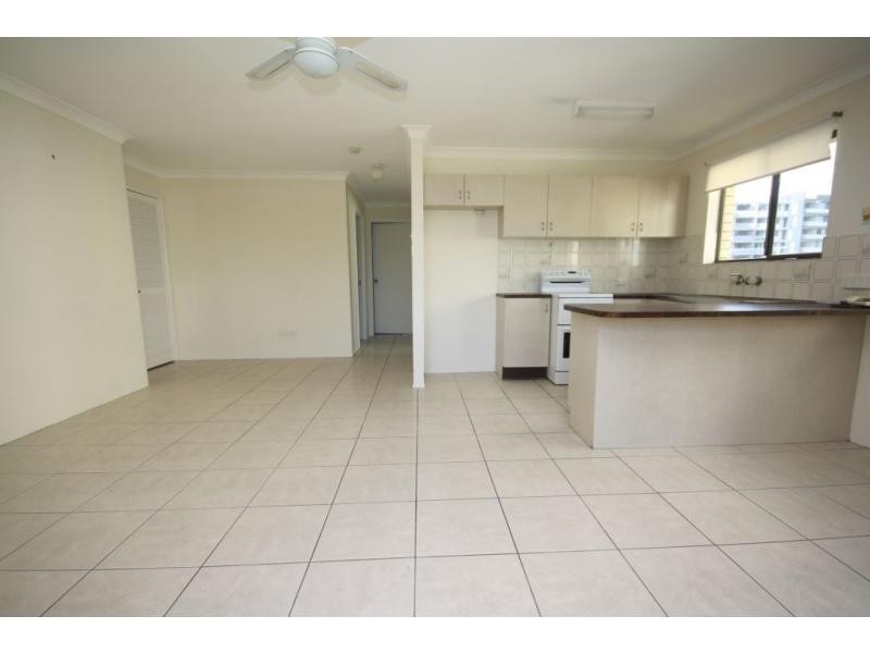6/7 Henry Street, Redcliffe QLD 4020