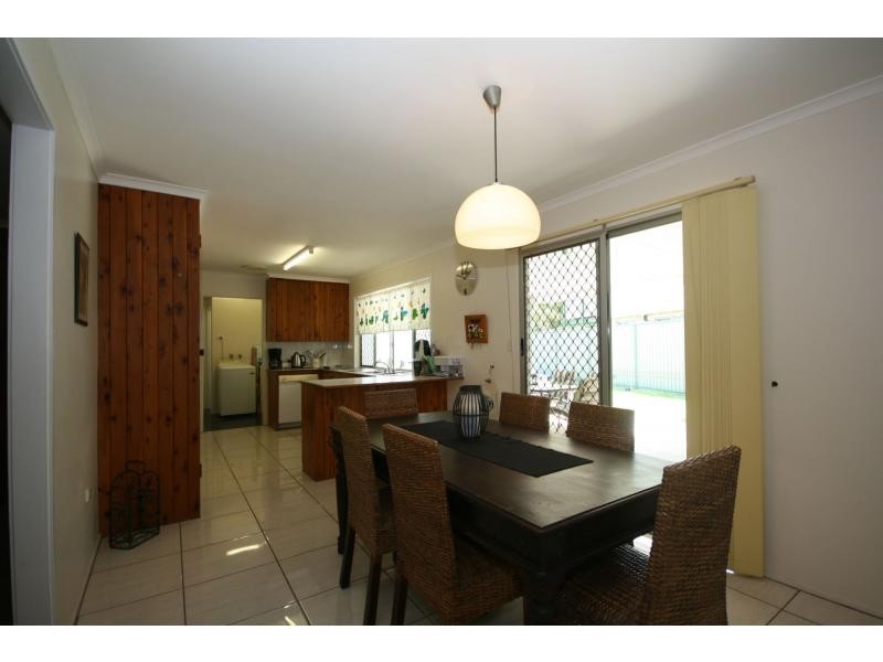 25 Arrakune Crescent, Kallangur QLD 4503