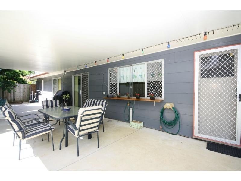 25 Arrakune Crescent, Kallangur QLD 4503