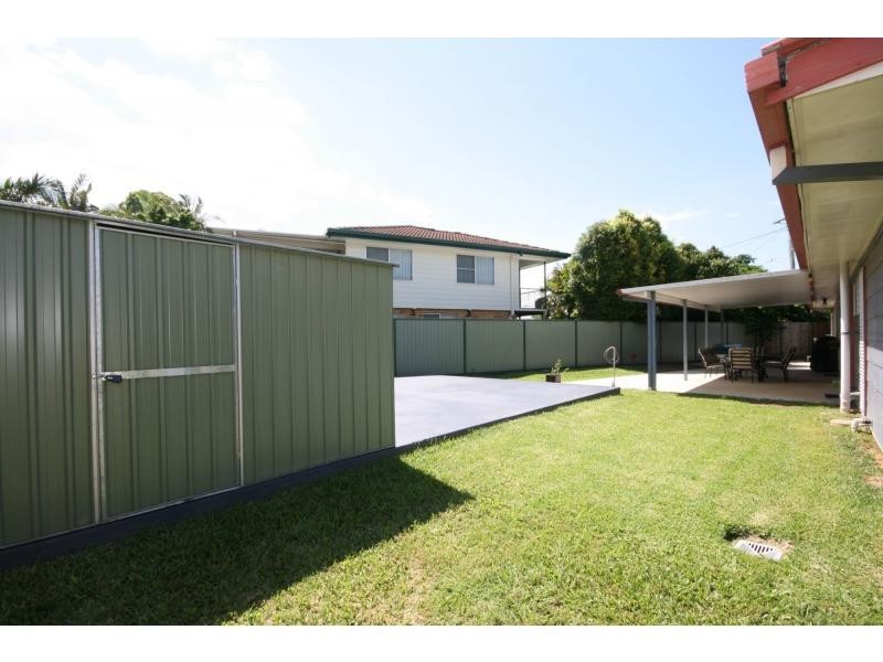 25 Arrakune Crescent, Kallangur QLD 4503