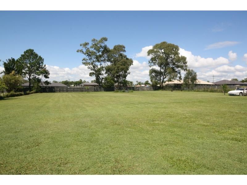 533 Anzac Avenue, Rothwell QLD 4022