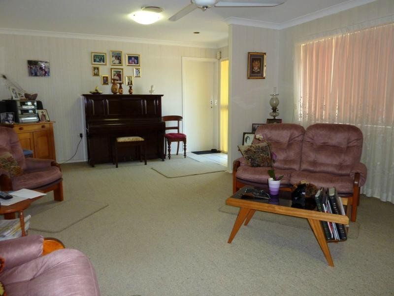 29 Beacon Crescent, Newport QLD 4020
