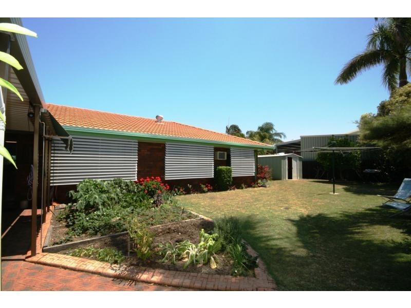 29 Beacon Crescent, Newport QLD 4020