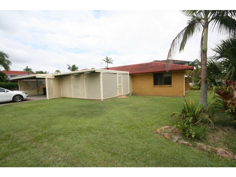 7 Williams Street, Redcliffe QLD 4020