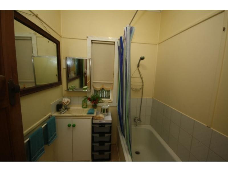 103a Flinders Parade, Scarborough QLD 4020