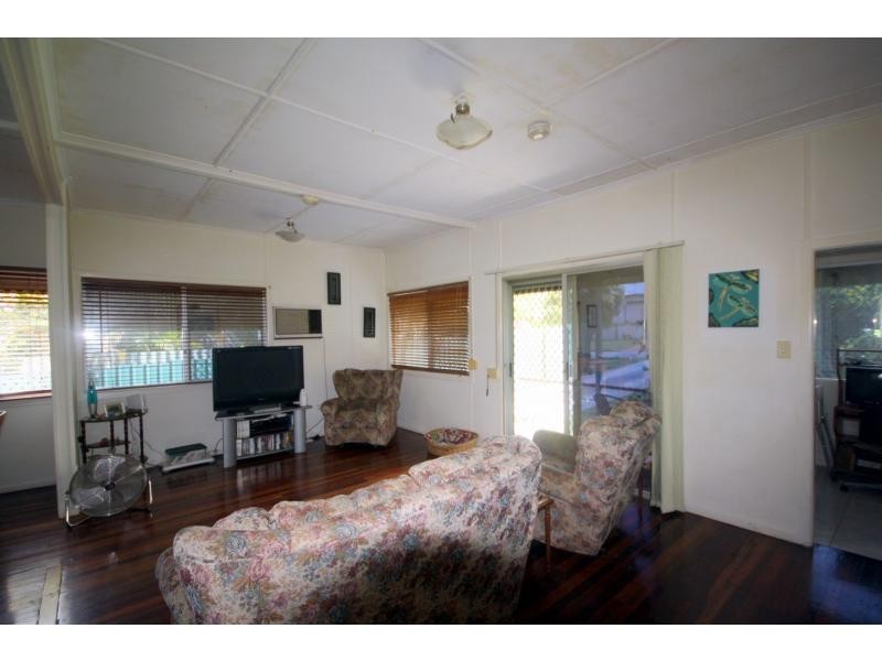 90 Thomas Street, Clontarf QLD 4019