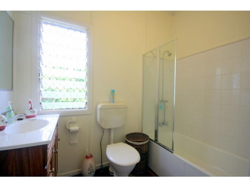 90 Thomas Street, Clontarf QLD 4019