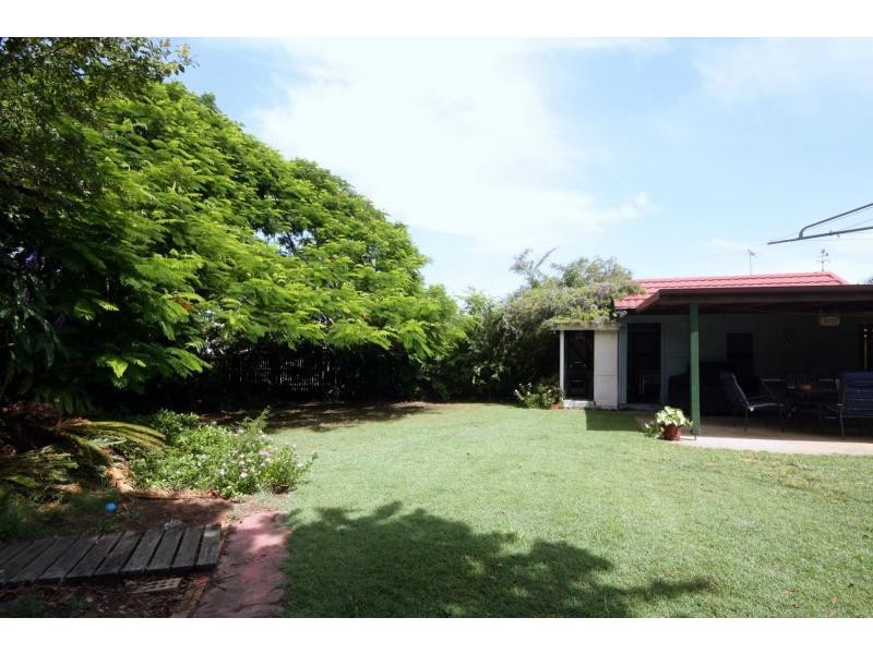 90 Thomas Street, Clontarf QLD 4019