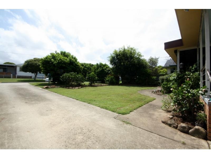 90 Thomas Street, Clontarf QLD 4019