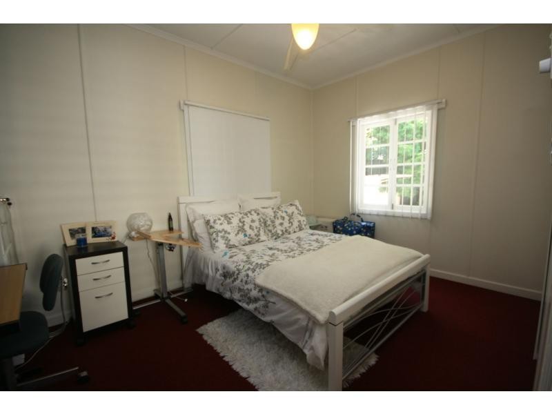 36 Donald Street, Woody Point QLD 4019