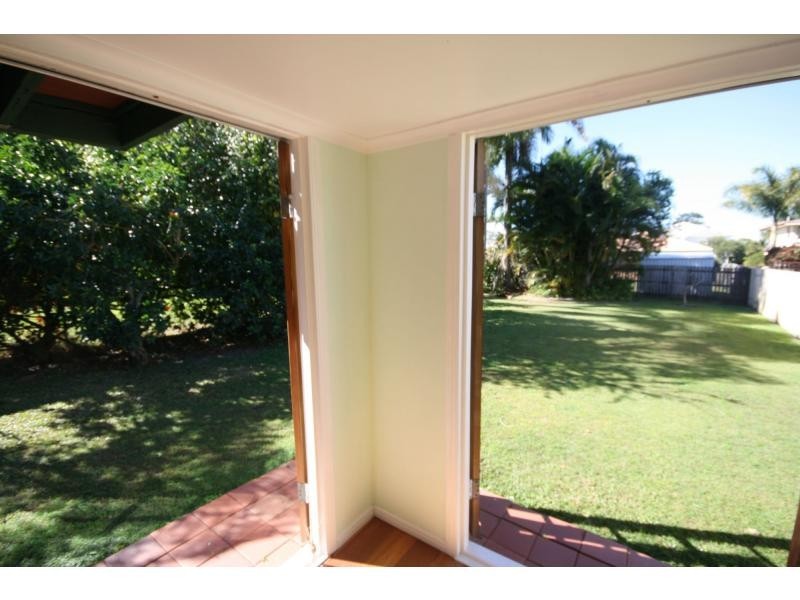 70 Dover Road, Margate QLD 4019