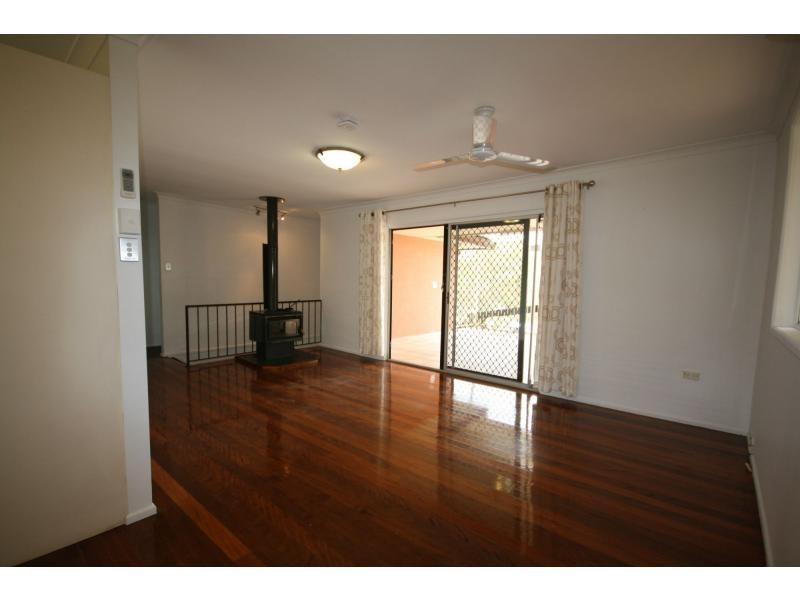 24a Deans Street, Clontarf QLD 4019