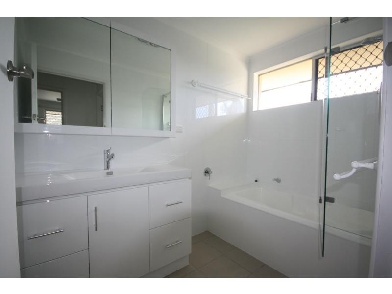 24a Deans Street, Clontarf QLD 4019