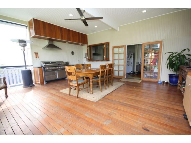 28 Alice Street, Clontarf QLD 4019