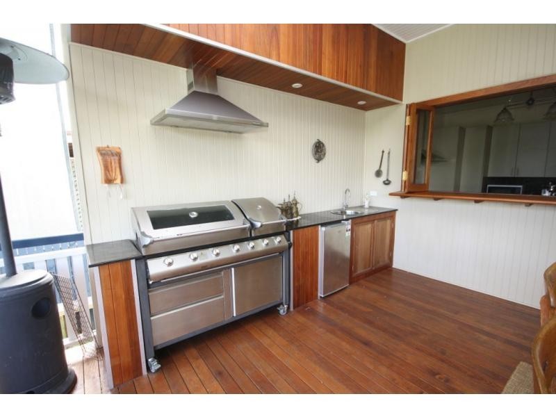 28 Alice Street, Clontarf QLD 4019