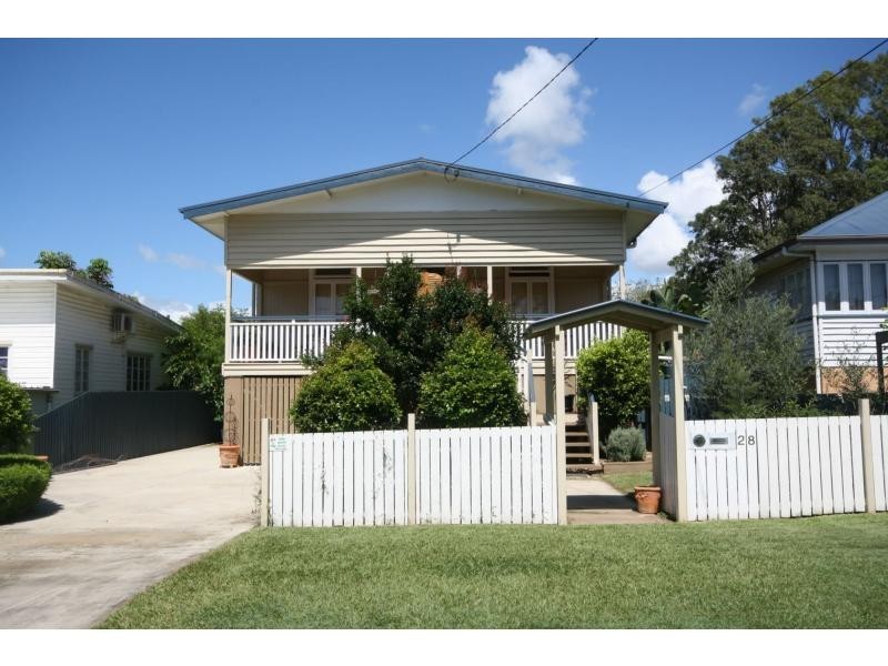 28 Alice Street, Clontarf QLD 4019