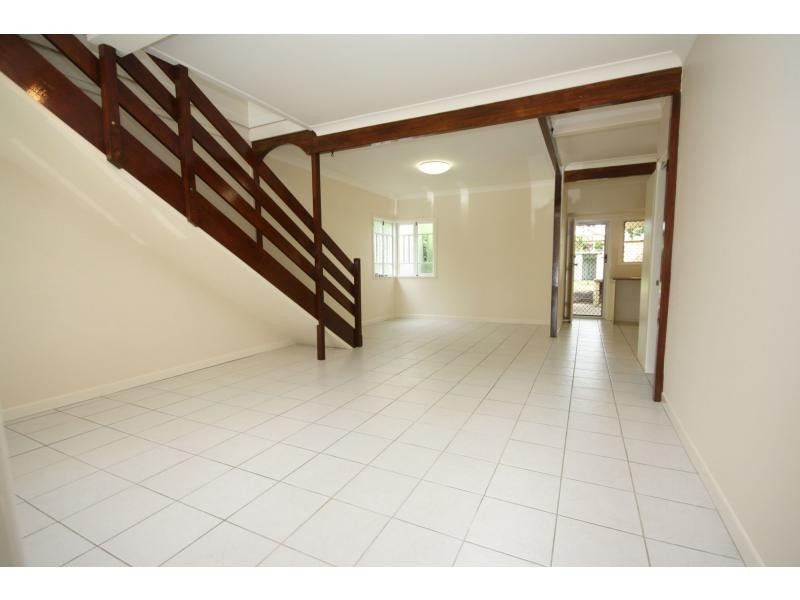 23 Louis Street, Redcliffe QLD 4020