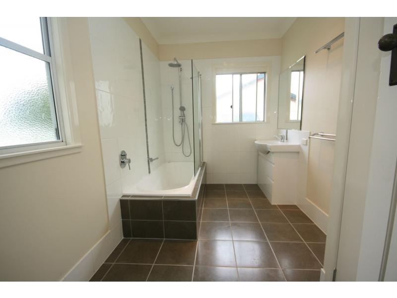 23 Louis Street, Redcliffe QLD 4020