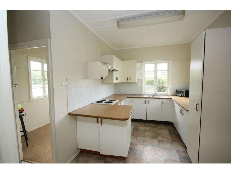 54 Arthur Street, Woody Point QLD 4019