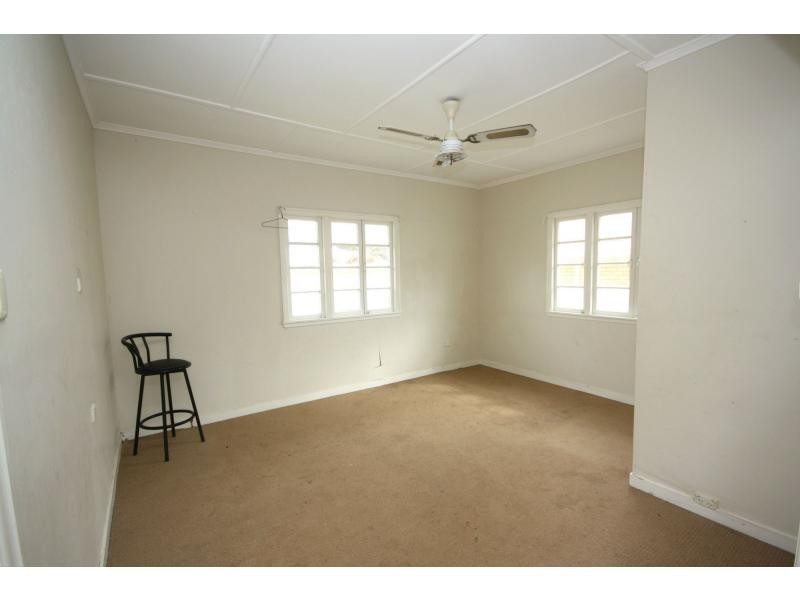 54 Arthur Street, Woody Point QLD 4019