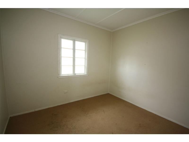 54 Arthur Street, Woody Point QLD 4019