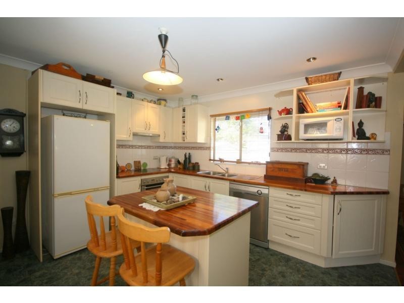 17 Long Street, Clontarf QLD 4019