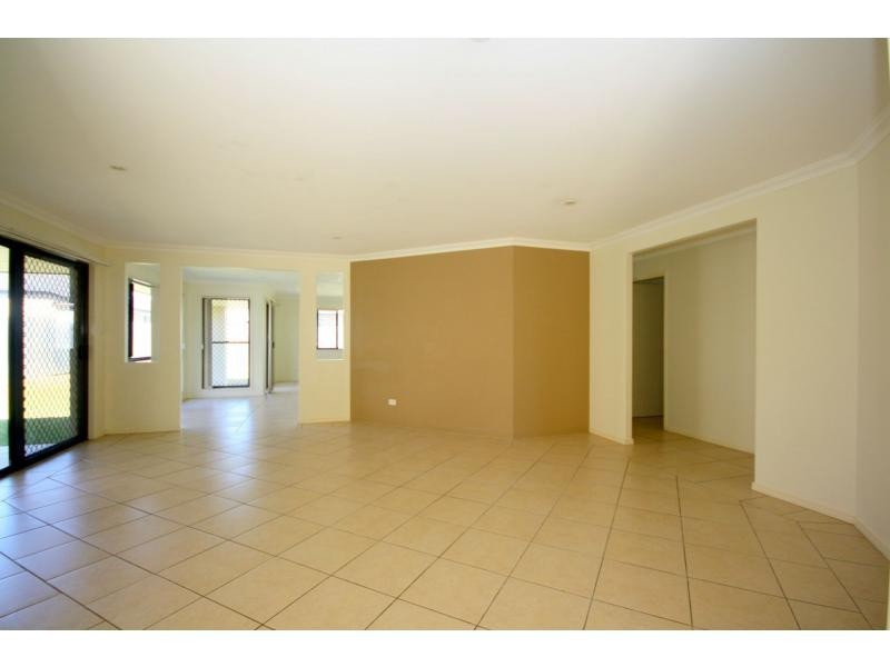 3 Boko Court, Rothwell QLD 4022