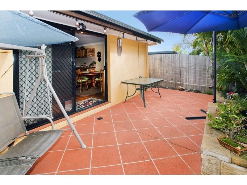 73 Hill Parade, Clontarf QLD 4019