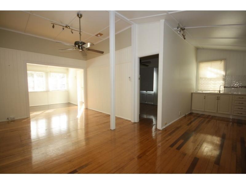 34 Donald Street, Woody Point QLD 4019